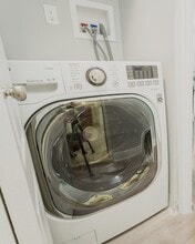 387 E 42nd St in Hamilton, ON - Building Photo - Building Photo