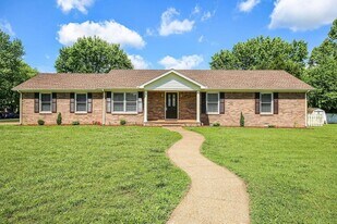 2131 Berkshire Ln in Murfreesboro, TN - Building Photo