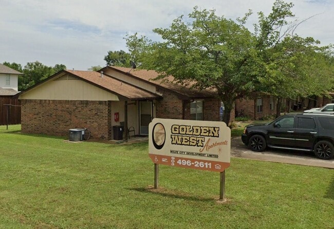 property at 709 Witt St