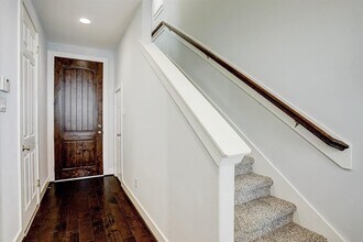 1220 Hobbs Reach Ln in Houston, TX - Building Photo - Building Photo
