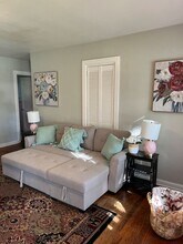 1104 N Duval St in Tallahassee, FL - Building Photo - Building Photo
