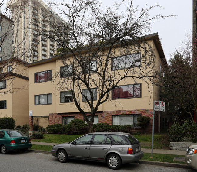 1123 Burrard St in Vancouver, BC - Building Photo - Building Photo