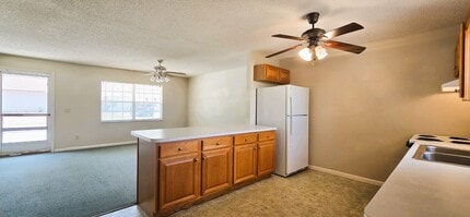 1431 Thousand Roses Dr S in Lake Wales, FL - Building Photo - Building Photo