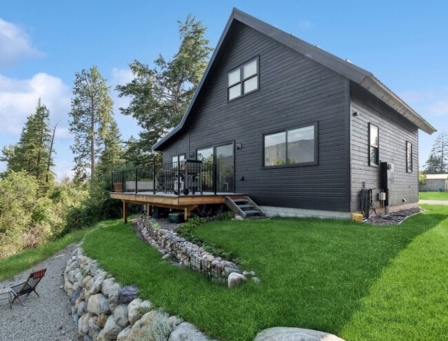 property at 503 2nd Ave E