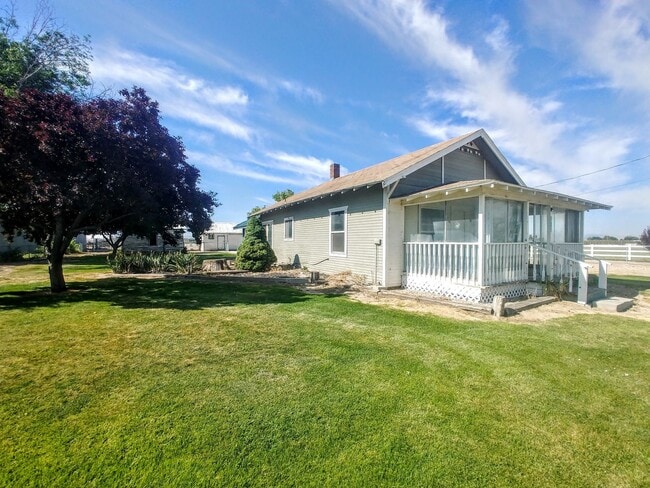 26107 Stewart Ln in Wilder, ID - Building Photo - Building Photo