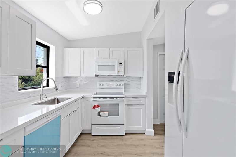 1588 NW 6th Ave in Pompano Beach, FL - Building Photo