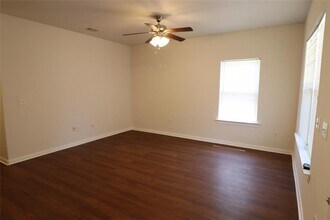 322 7th St N in Texas City, TX - Building Photo - Building Photo
