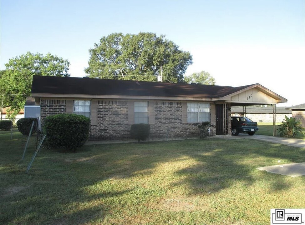 117 Stacy Blvd in Monroe, LA - Building Photo