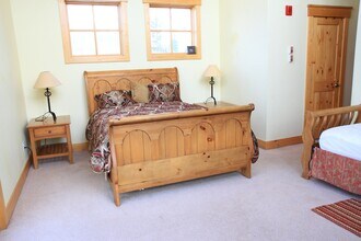 705 E Anemone Trail in Dillon, CO - Building Photo - Building Photo