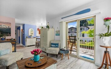 20800 72nd Ave W in Edmonds, WA - Building Photo - Building Photo