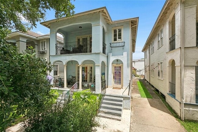 property at 4429 S Tonti St