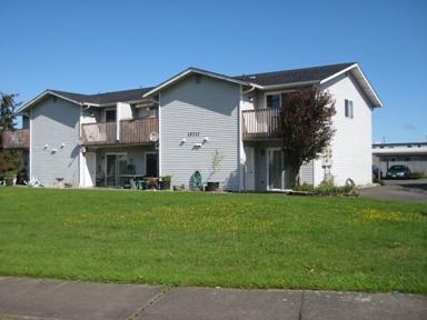 Sumner Condominiums in Sumner, WA - Building Photo