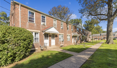 Hollywood Terrace in Linden, NJ - Building Photo - Building Photo