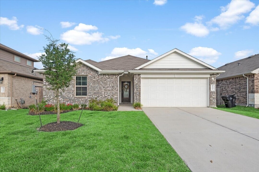 15332 Timber Preserve Ln in Roman Forest, TX - Building Photo