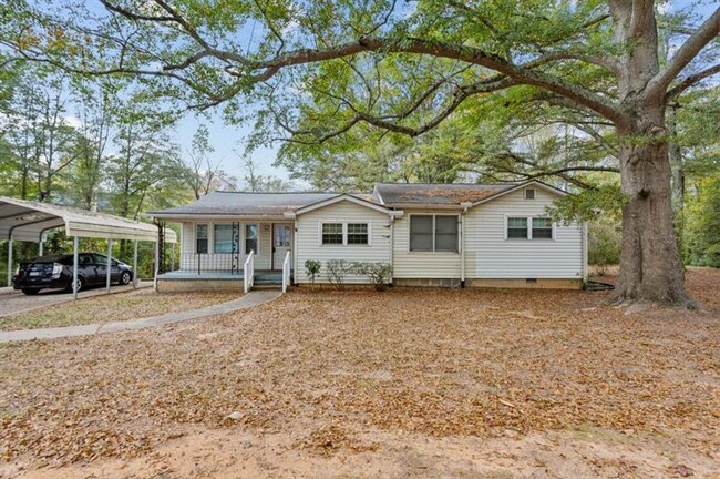property at 3024 Bob Cox Rd