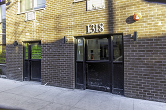 1318 Southern Blvd in Bronx, NY - Building Photo - Building Photo