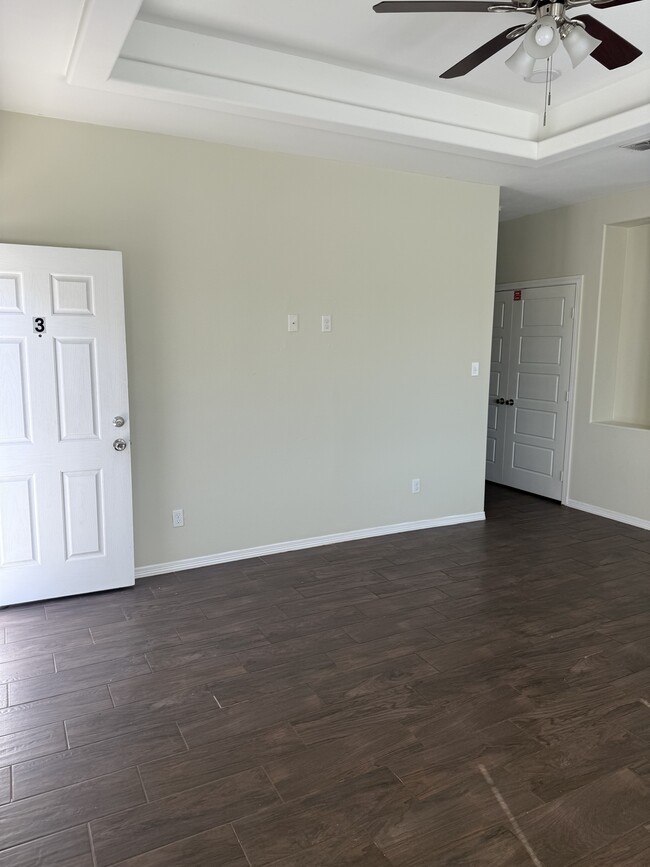 1008 Calle Naranja, Unit 3 in Alamo, TX - Building Photo - Building Photo