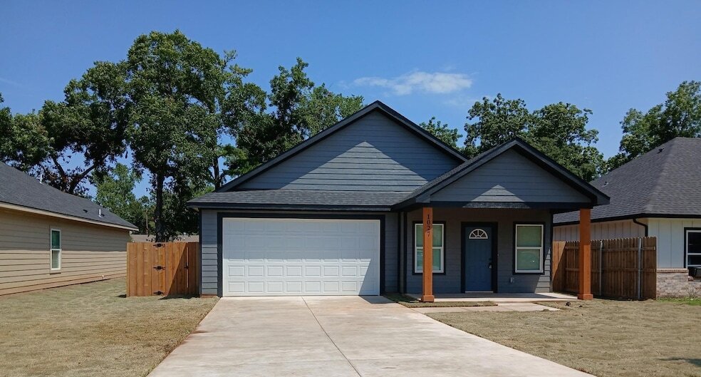 1027 W Coffin St, Unit 03-0137 in Denison, TX - Building Photo