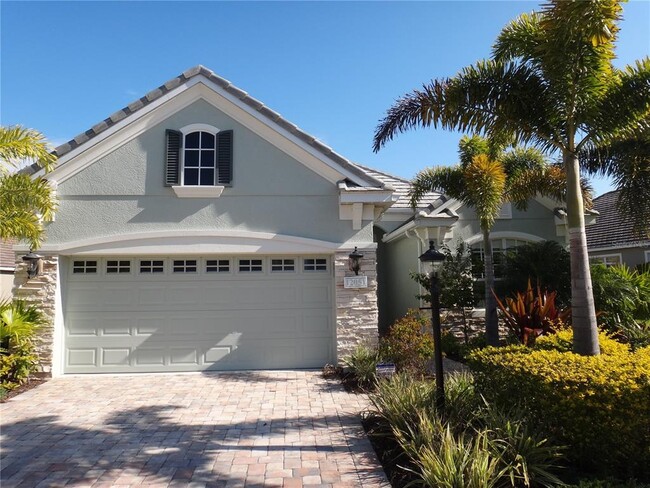12051 Thornhill Ct in Lakewood Ranch, FL - Building Photo - Building Photo