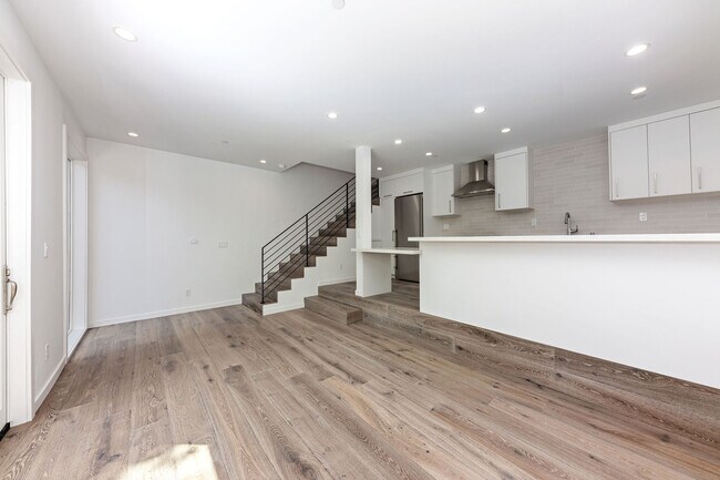 275 Castro St in San Francisco, CA - Building Photo - Building Photo