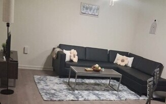 1051 Southern Dr in Columbia, SC - Building Photo