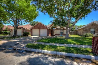 4826 Stetson Dr N in Fort Worth, TX - Building Photo - Building Photo
