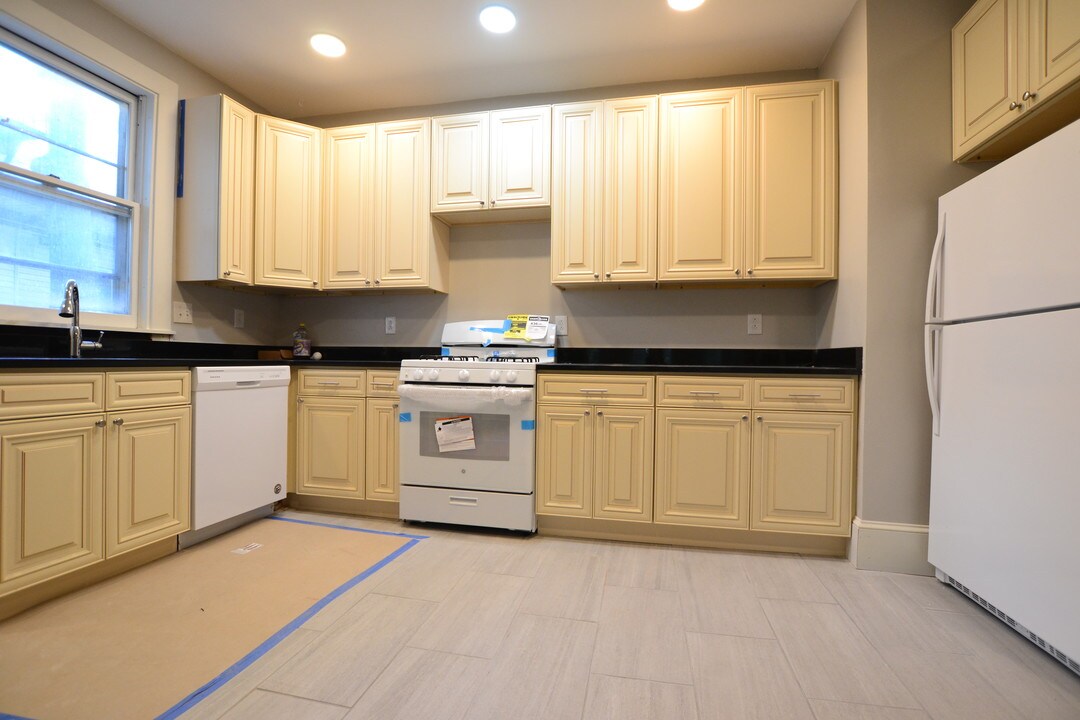 63 Ridgemont St, Unit 1 in Boston, MA - Foto de edificio