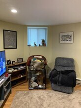 404 Centre St, Unit 2 in Boston, MA - Building Photo - Building Photo