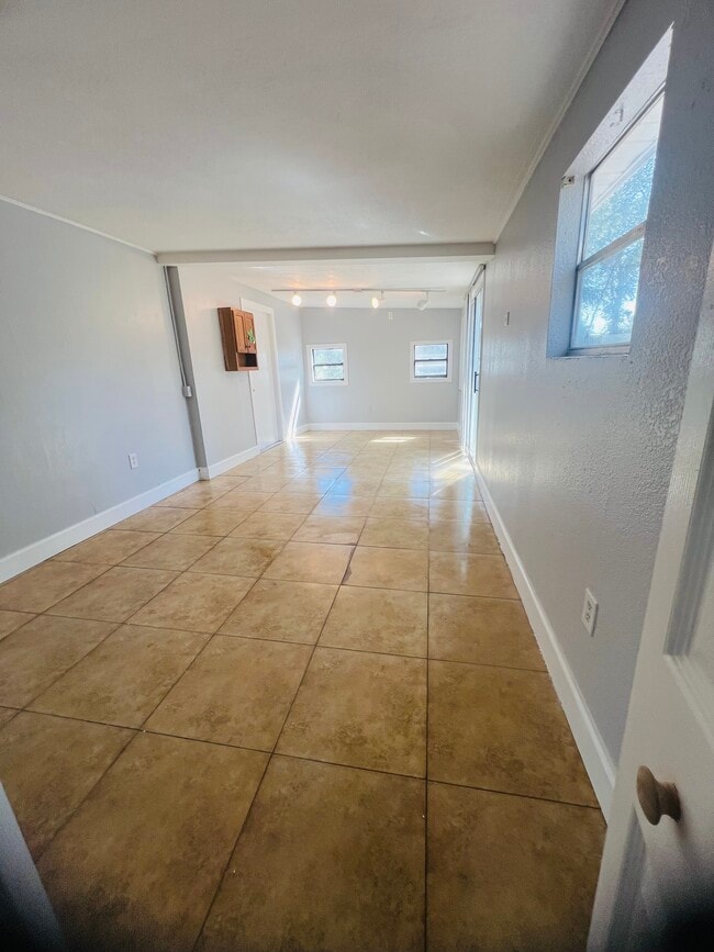 10548 66th Ave in Seminole, FL - Building Photo - Building Photo