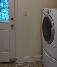 106 W Centennial St, Unit B photo'