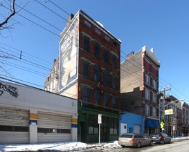 1725 Elm St in Cincinnati, OH - Foto de edificio - Building Photo