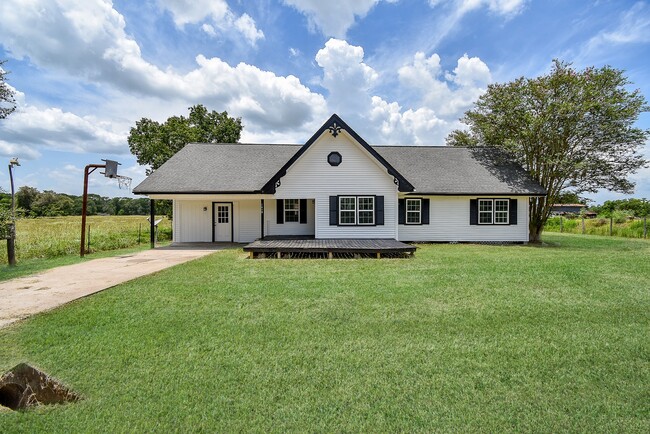 property at 1459 County Rd 376