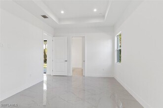 1081 Desoto Blvd S in Naples, FL - Building Photo - Building Photo