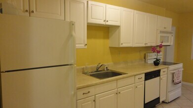 1550 5th Ct in Vero Beach, FL - Building Photo - Building Photo