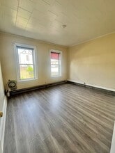 67 W 53rd St, Unit 5 in Bayonne, NJ - Building Photo - Building Photo