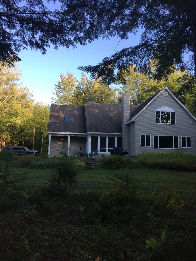 property at 44 Armington Loop