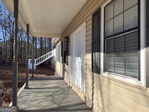 410 Invector Ct in Locust Grove, GA - Building Photo - Building Photo