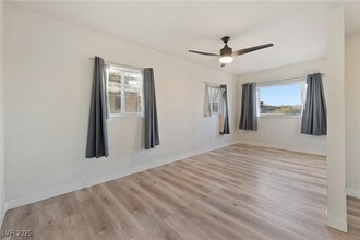 23 California Way, Unit 4921-215 in Henderson, NV - Building Photo - Building Photo