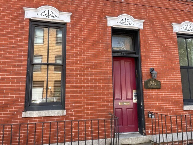 1601 Shakespeare St in Baltimore, MD - Building Photo - Building Photo