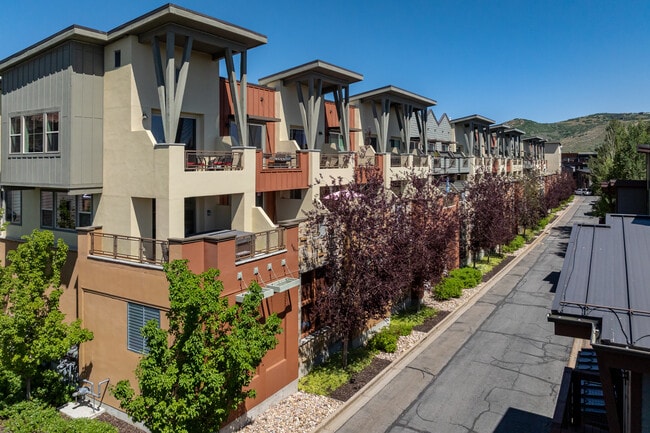 Newpark Terrace Condominiums