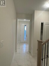 3259 Sixth Line in Oakville, ON - Building Photo - Building Photo