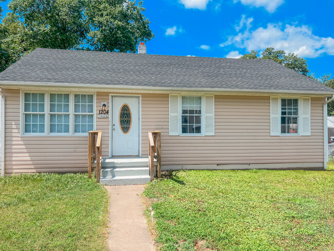 property at 1204 Tabb Ave