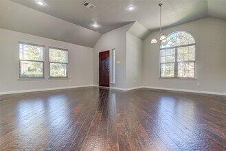 100 Snowflake Dr in Round Rock, TX - Building Photo - Building Photo