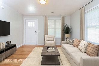 1328 Eason St NW in Atlanta, GA - Foto de edificio - Building Photo