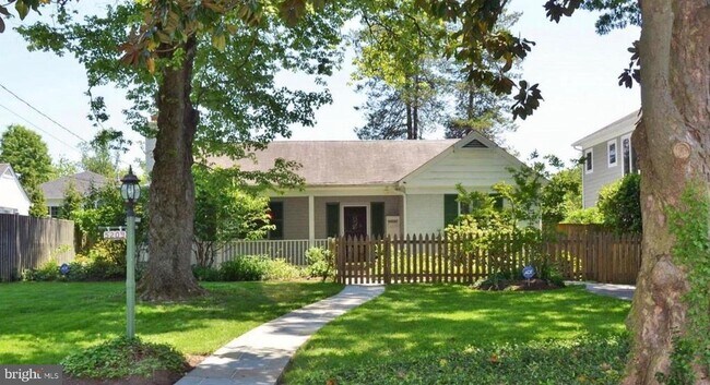 property at 5209 Sangamore Rd