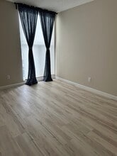 1124 Eureka St, Unit 21 in San Diego, CA - Foto de edificio - Building Photo