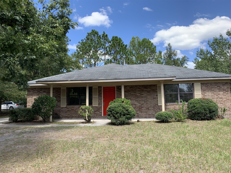 202 Whitetail Cir in Hinesville, GA - Building Photo