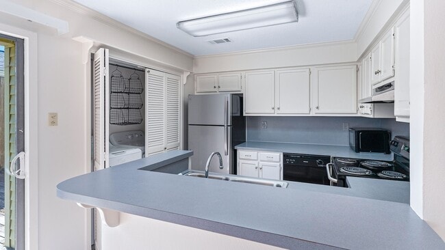 property at 536 N Jefferson Ave