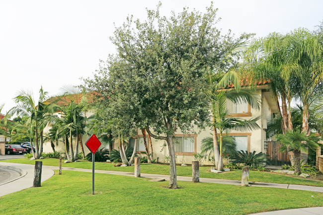 Graham Street Apartments in Cypress, CA - Building Photo - Building Photo