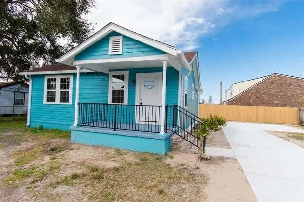 2012 Walkers Ln in Meraux, LA - Building Photo